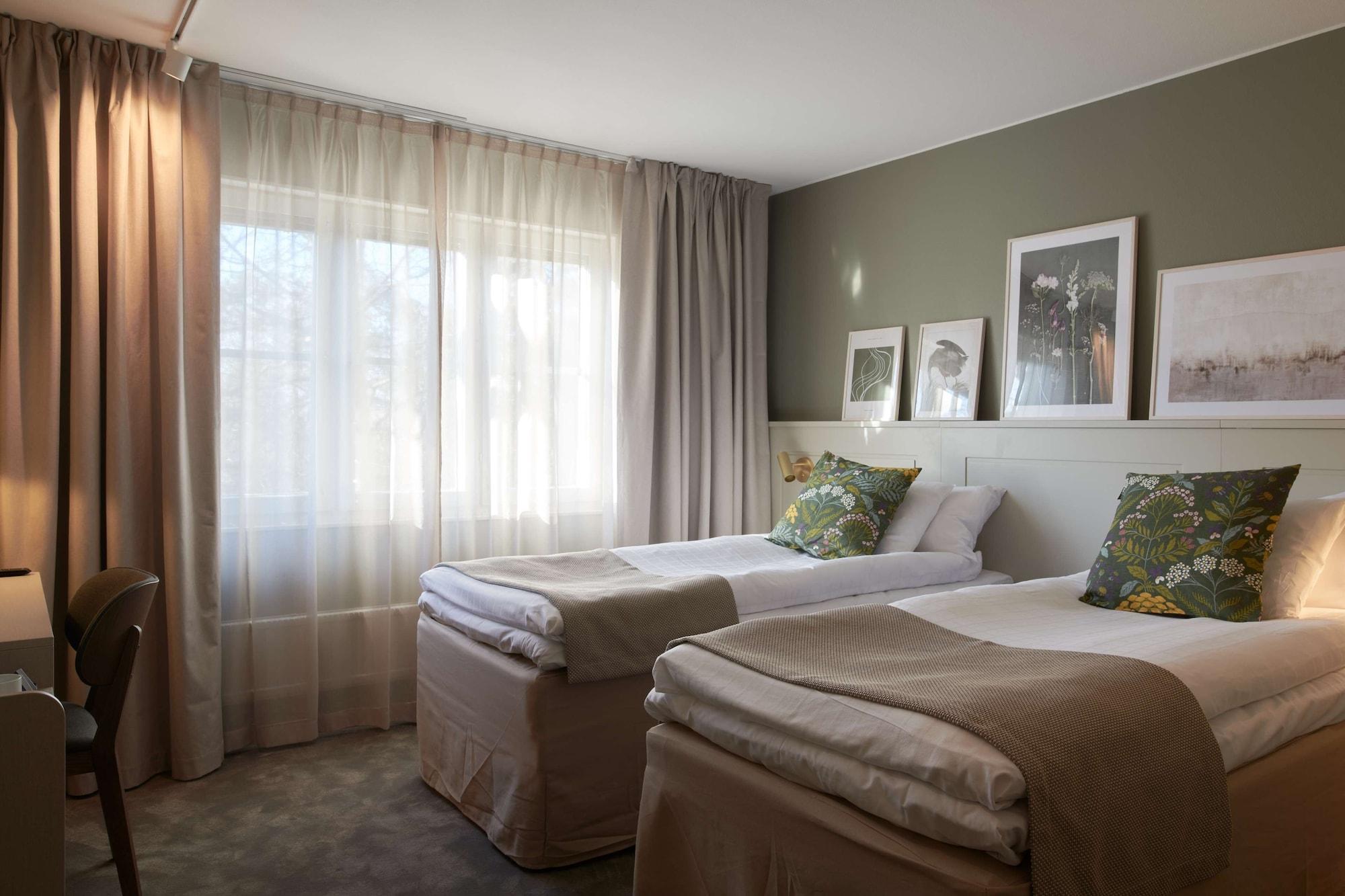 Hotel Western 3*